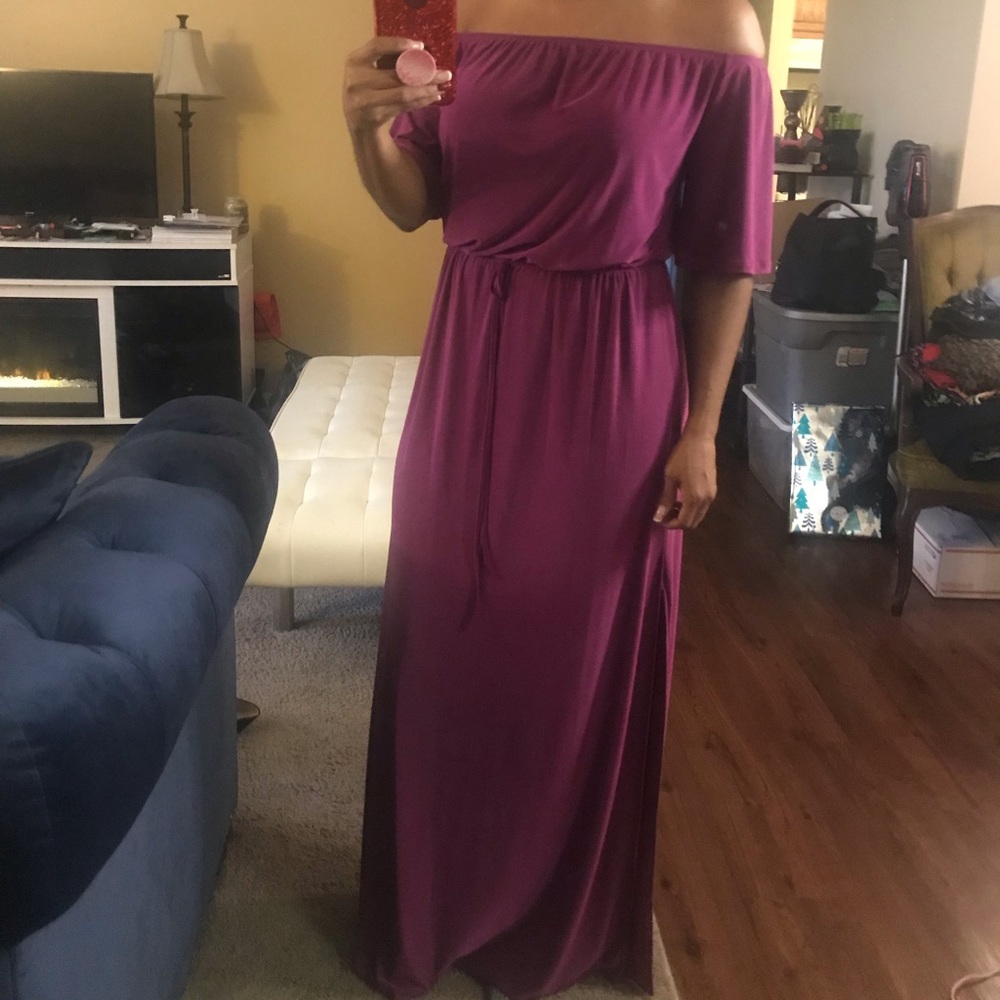 Off shoulder maxi dress with side slit